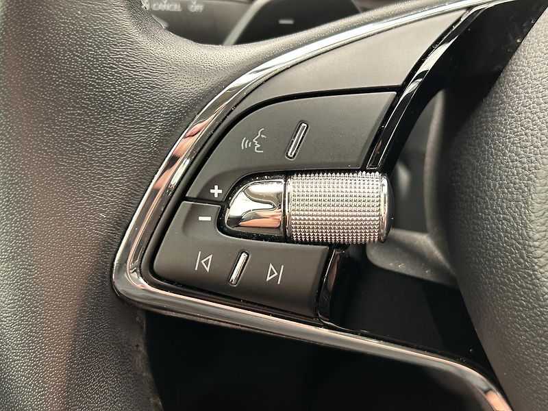 Škoda Scala 1.5 TSI Style Plus - fotka 19 z 28