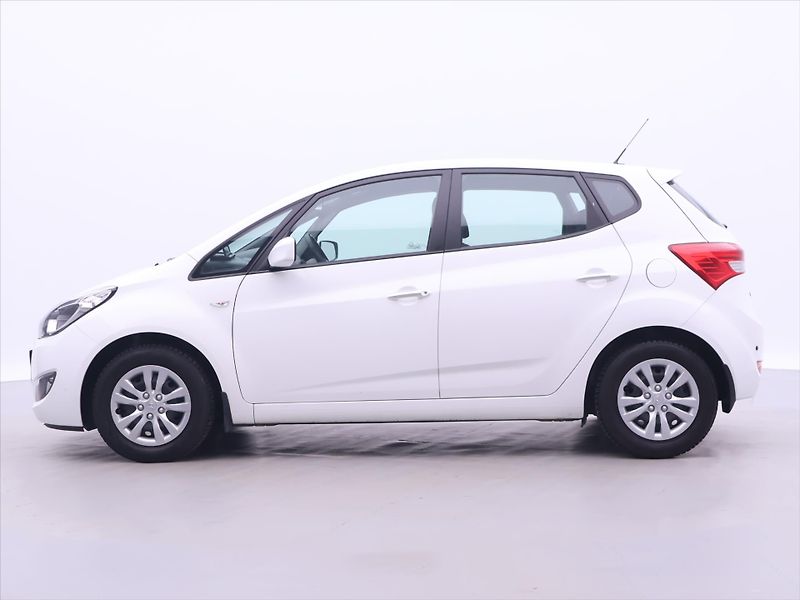 Hyundai ix20 1,6 CVVT 91kW Czech Klima - fotka 4 z 32