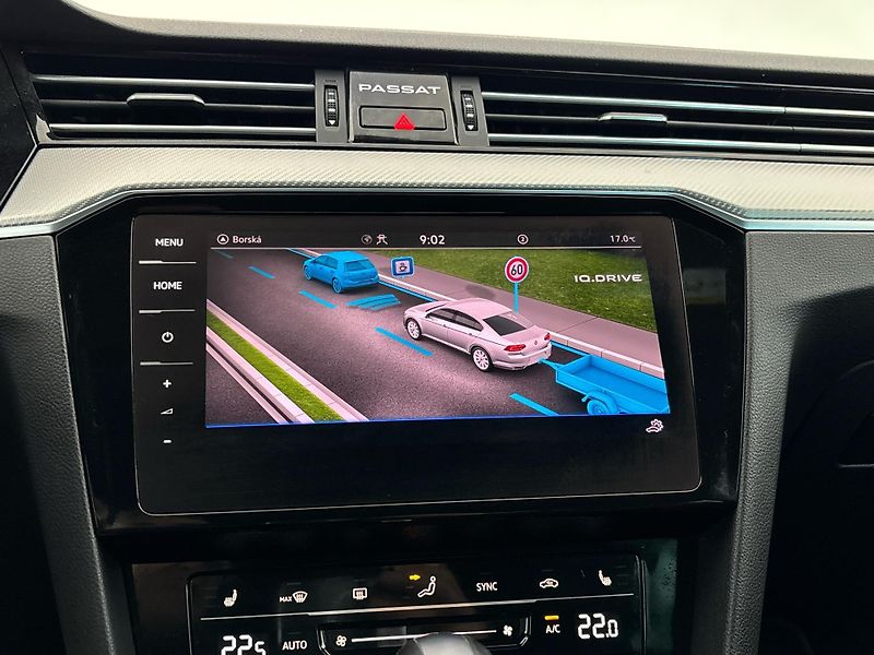 Volkswagen Passat R-LINE DSG - fotka 25 z 29
