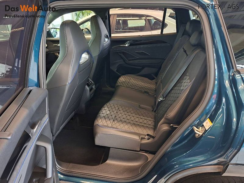Volkswagen Tayron (2025) R-LINE,2.0 TDI,142kW,4x4,Záruk - fotka 13 z 35
