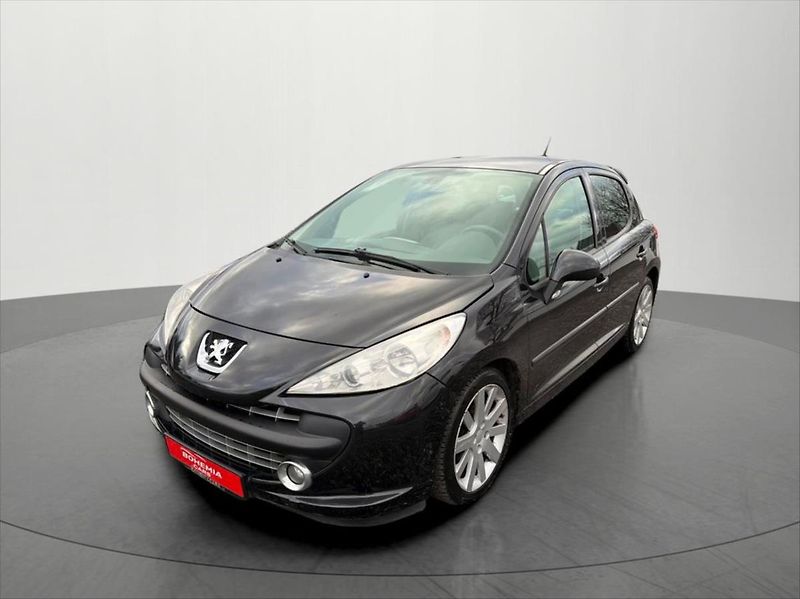 Peugeot 207 1,6 GTi 110 KW - fotka 3 z 19
