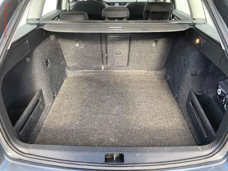 Škoda Octavia (2018) 1.4 TSi, Style, TZ, +kola - fotka 7 z 18