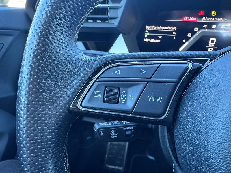 Audi S3 (2022) QUATTRO 2,0 TFSI 228 KW 1 MAJ - fotka 35 z 50