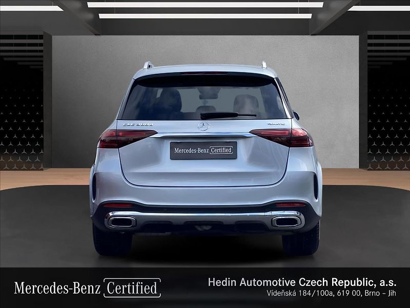 Mercedes-Benz GLE 300 d 4M AMG - fotka 4 z 29