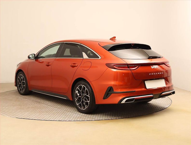 Kia Pro_Ceed (2023) GT-Line 1.5 T-GDI - fotka 4 z 22