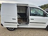 Volkswagen Caddy (2013) 1.6Tdi Tažné - náhled 17