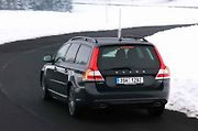 Volvo V70.