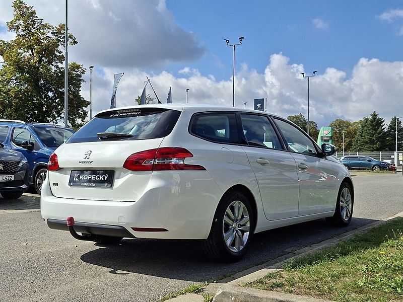 Peugeot 308 SW ACTIVE 1,2 PT M5 - fotka 3 z 23