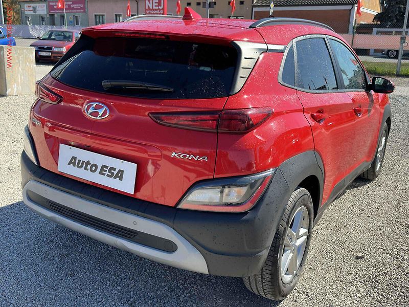 Hyundai Kona (2021) 1.0 T-GDi, ČR, Automat - fotka 4 z 19