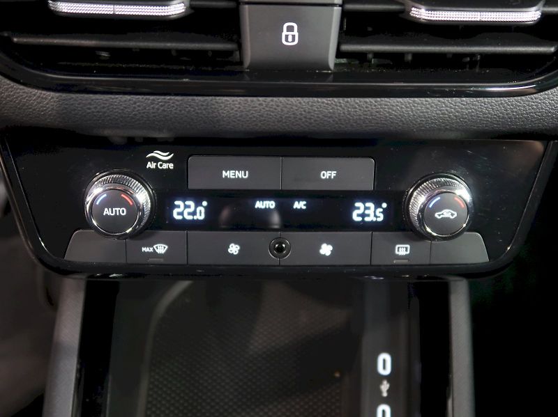 Škoda Kamiq (2026) SELECTION 1.0TSI 85KW - fotka 31 z 40