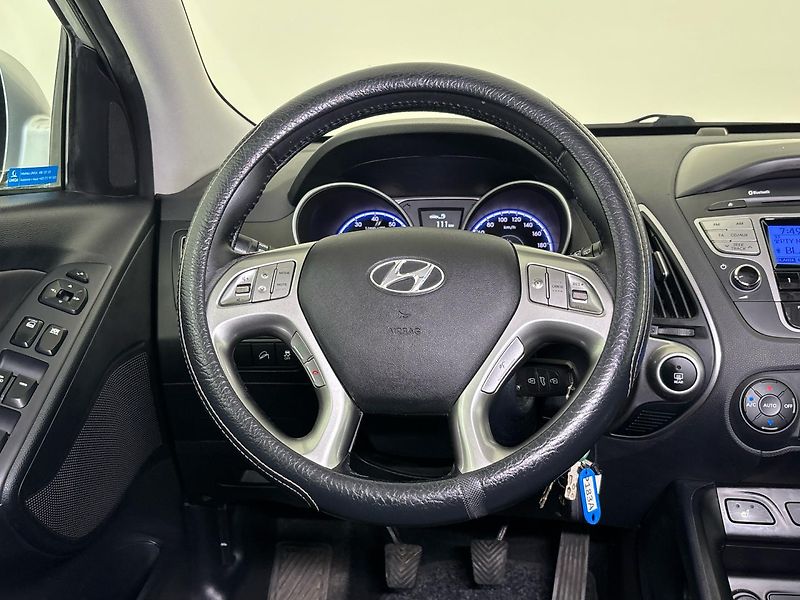 Hyundai ix35 SUV - fotka 18 z 29