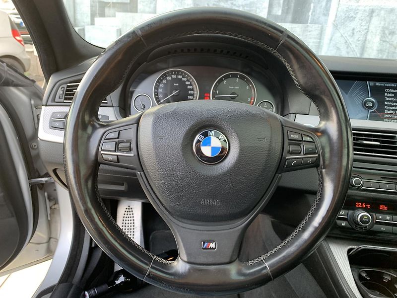 BMW Řada 5 (2011) 3.0D,150KW,N57D,M-PAKET,PANOR. - fotka 19 z 25