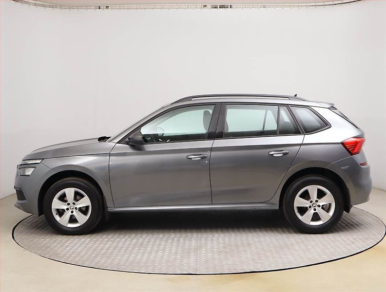 Škoda Kamiq (2023) Ambition Plus 1.0 TSI, ČR - fotka 3 z 15