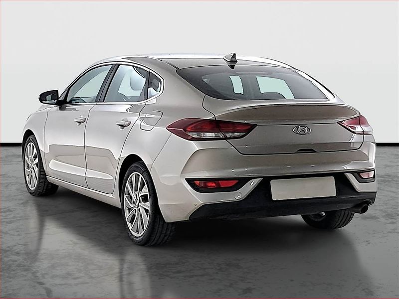 Hyundai i30 (2018) 1.0 T-GDI, Navi, Tempomat - fotka 4 z 21