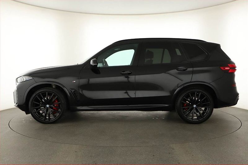 BMW X5 (2024) xDrive40i, Vzduch, H/K,Tažné - fotka 3 z 21