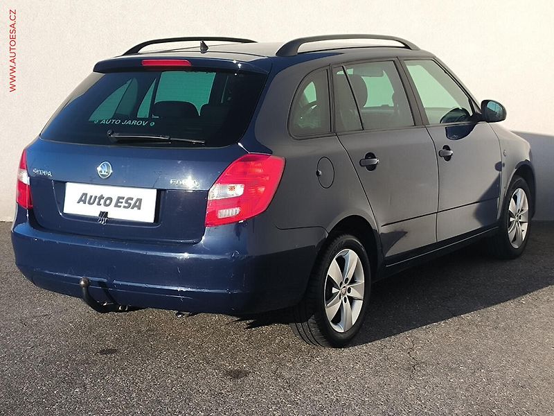 Škoda Fabia (2014) 1.2 TSi, 2.maj,ČR, Ambition - fotka 4 z 15