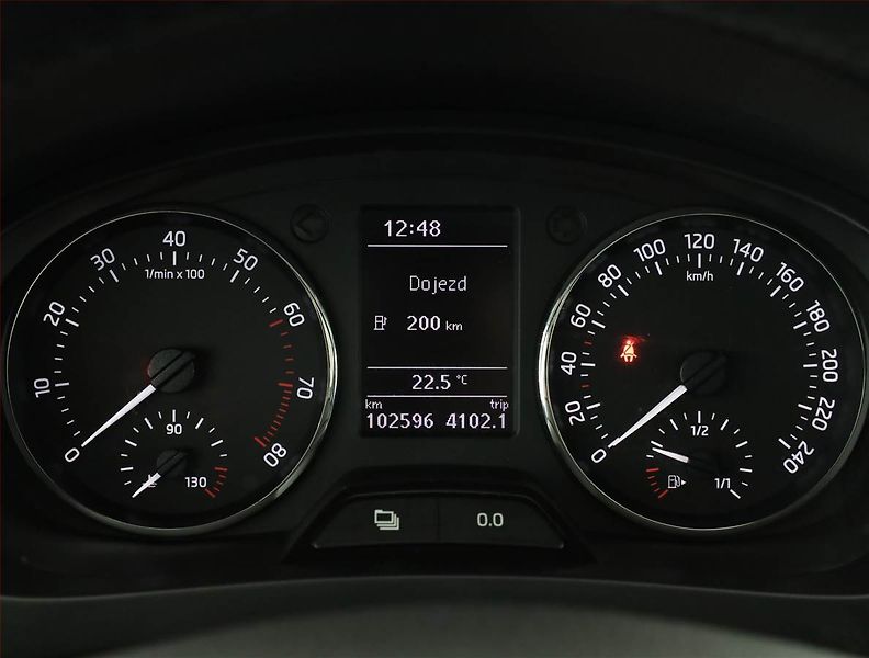 Škoda Rapid (2014) Spaceback 1.2 TSI, Serv.kniha - fotka 9 z 17