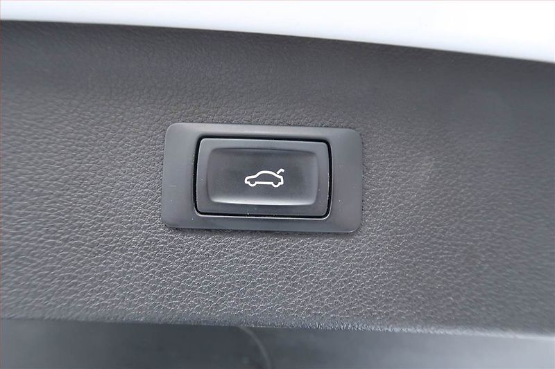 Audi A7 (2015) S-Line 3.0 BiTDI, 4X4 - fotka 20 z 32