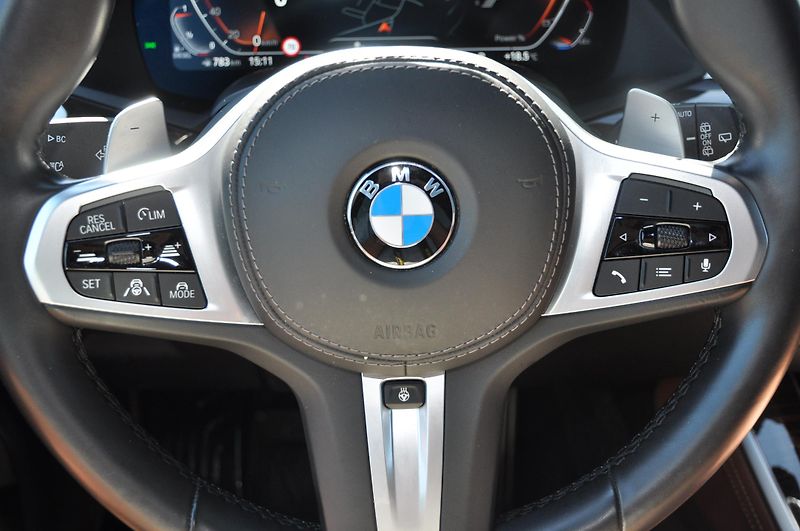 BMW X5 xDrive 40d 250kW - fotka 16 z 36