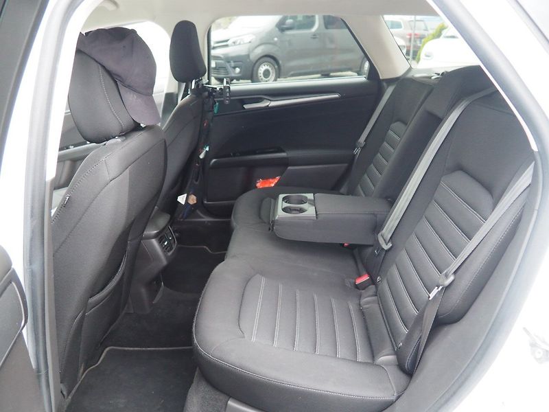 Ford Mondeo (2018) 2.0 TDCi, 110 kW - fotka 12 z 34
