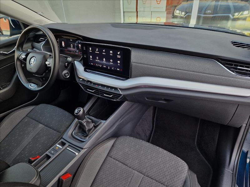 Škoda Octavia 2.0TDI 110kW Style Combi,1Maj - fotka 13 z 50