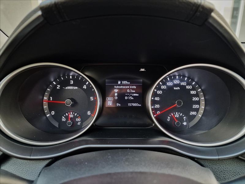 Kia Ceed 1.6CRDi 100kW Fresh SW,1.Maj. - fotka 23 z 47