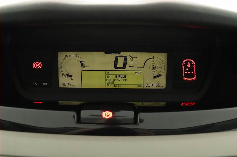 Citroën C4 Picasso (2013) 1.6 HDi, Tempomat - fotka 13 z 16