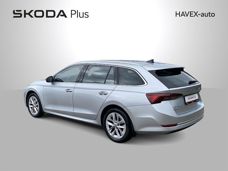 Škoda Octavia (2022) Combi 2.0 TDI 4x4 DSG Style + - fotka 33 z 34