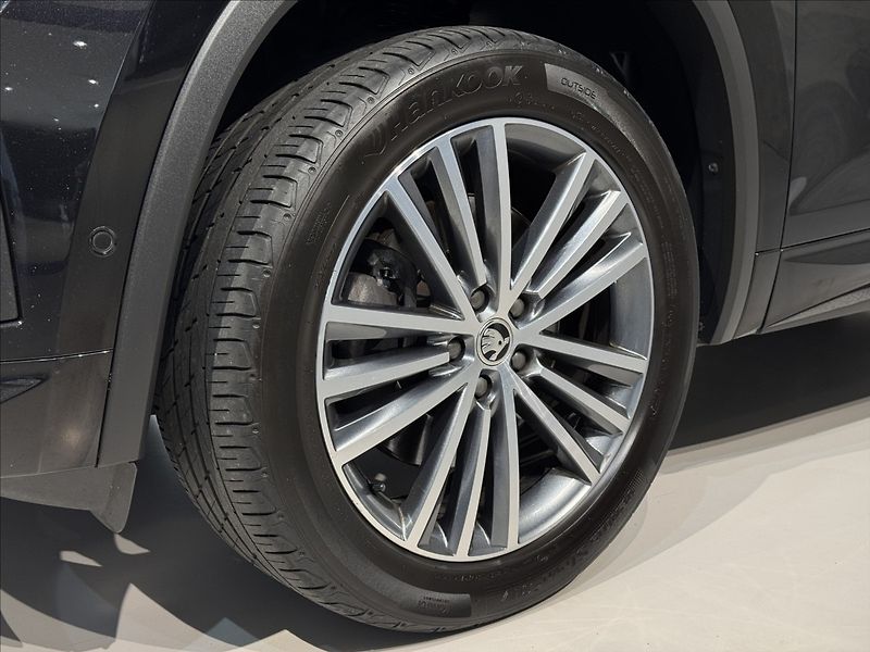 Škoda Kodiaq 2,0 TDi  DSG 4x4 L&K Virtual L - fotka 7 z 49