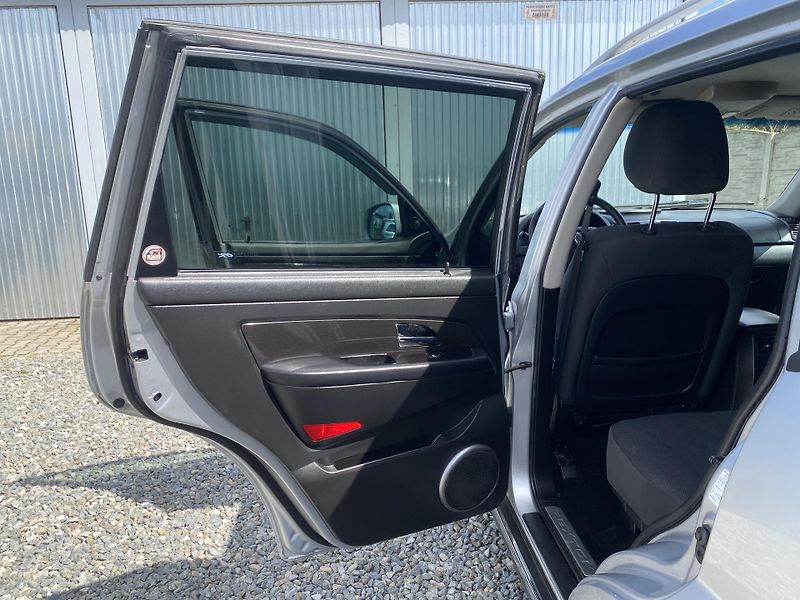 SsangYong Rexton 2.0CD-i 4x4 7M MAN 155PS 170KM - fotka 99 z 151