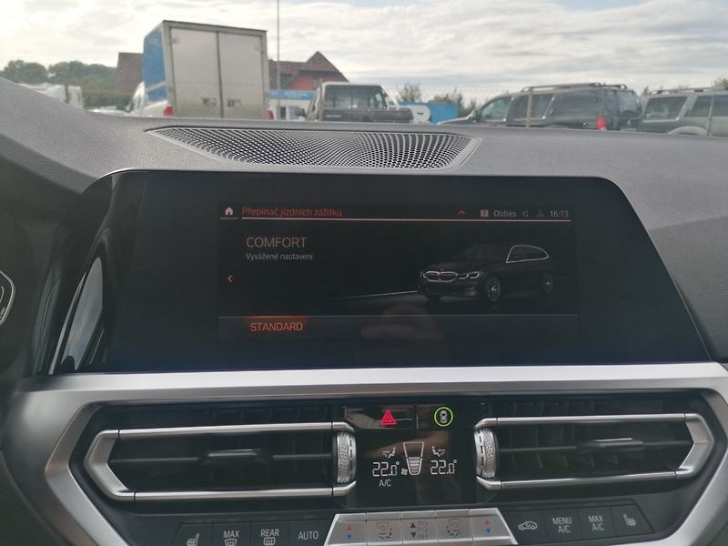 BMW Řada 3 (2020) 2.0 318D A/T Kůže - fotka 20 z 44