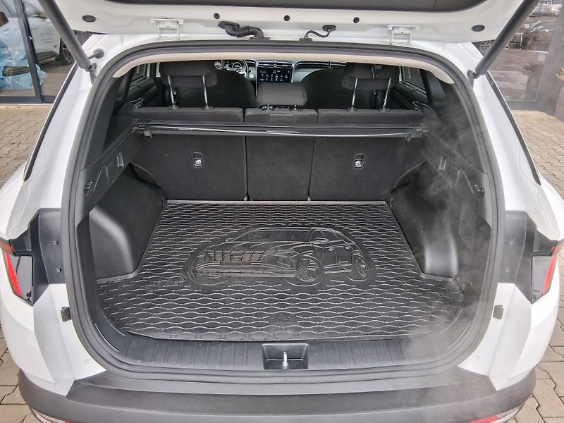 Hyundai Tucson STYLE 1.6 CRDi 4x4 100 kW - fotka 6 z 29