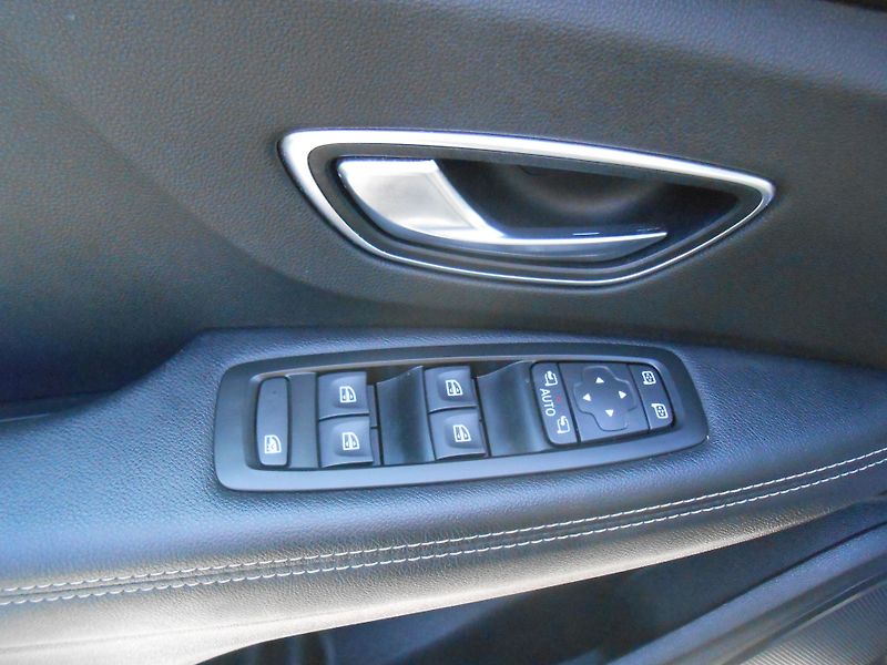 Renault Grand Scénic 1.7DCi,AUTOMAT,7Míst,Full LED! - fotka 29 z 46