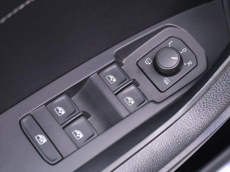 Škoda Kodiaq 2,0 TDI 4x4 Style+ Virtual DPH - fotka 16 z 34