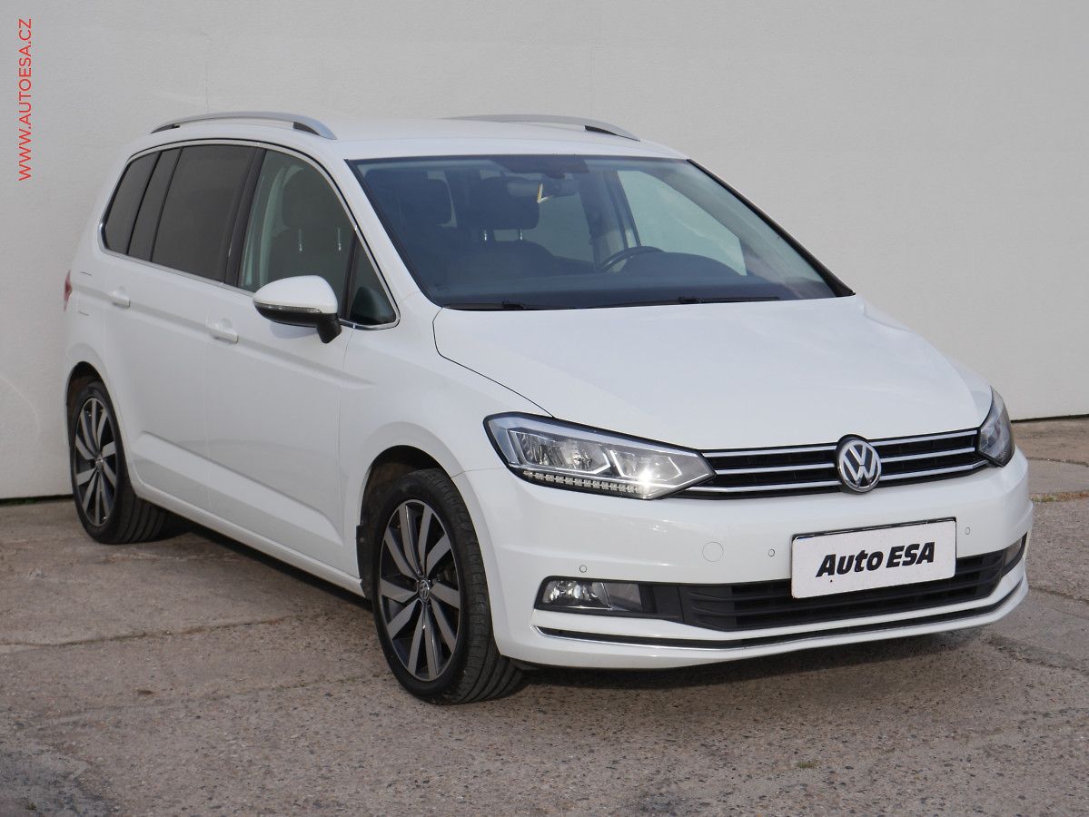 Volkswagen Touran 2.0TDi, ČR, Highline, LED