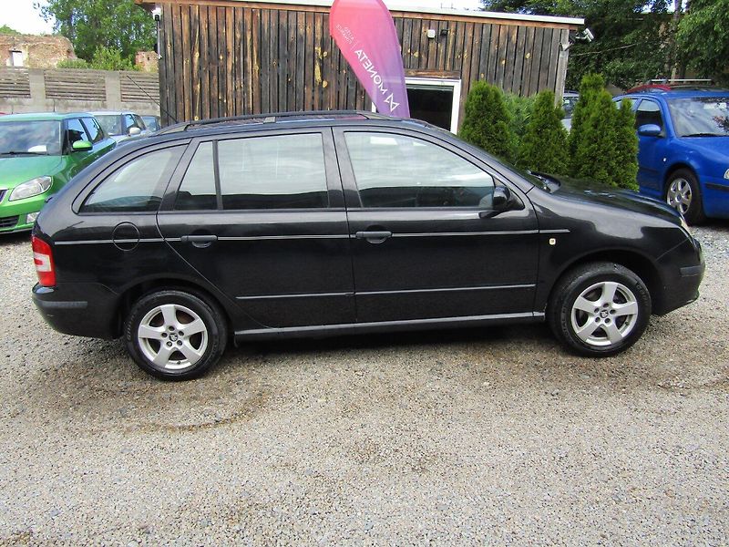 Škoda Fabia (2008) 1.2 47kW BEZ KOROZE - fotka 9 z 32