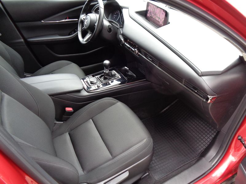 Mazda CX-30 2,5 140 PS,Center-line,Z.PNEU! - fotka 31 z 34