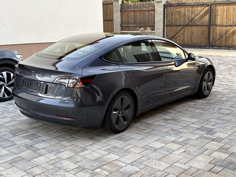 Tesla Model 3 (2022) SR+60,LFP-6L, SOH 96% - fotka 4 z 14