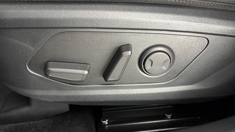 Hyundai Tucson 1.6 T-GDI AUT 4x4 Hybrid Style - fotka 21 z 31