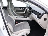 Volvo V60 2,0 D3 110kW Drive-E Momentum - náhled 11