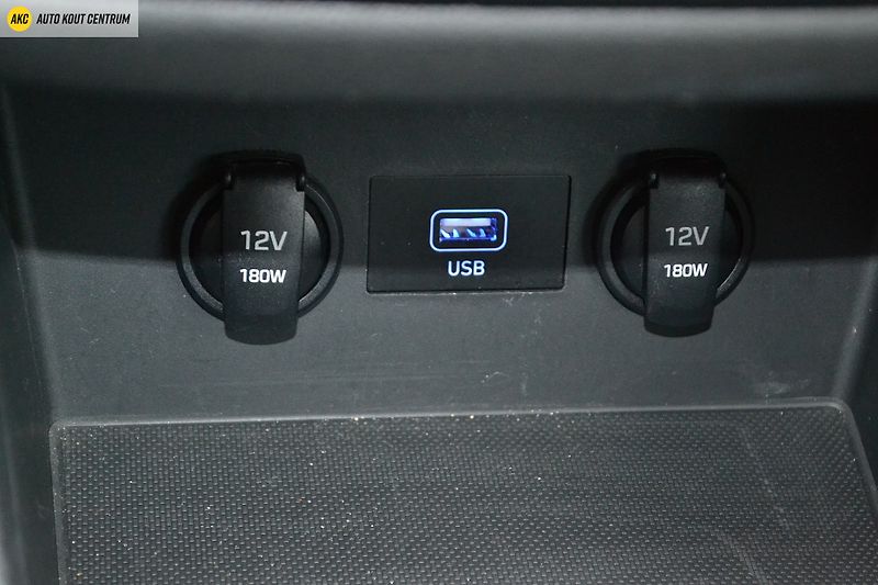 Hyundai i30 1.0T-GDI COMFORT ALU16 - fotka 22 z 48