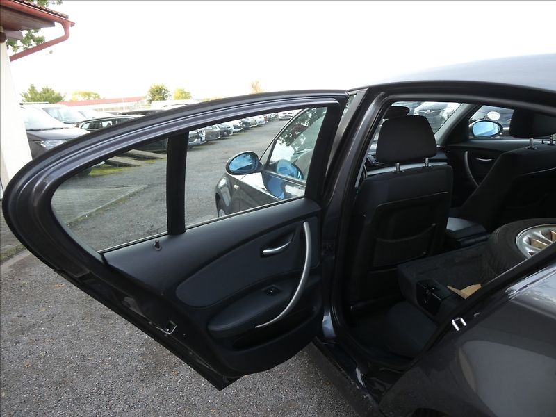 BMW Řada 1 1,6 i 85kW serviska, 2.majitel - fotka 19 z 40