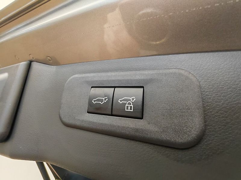 Lexus NX 350h 350h PRESTIGE - fotka 34 z 45