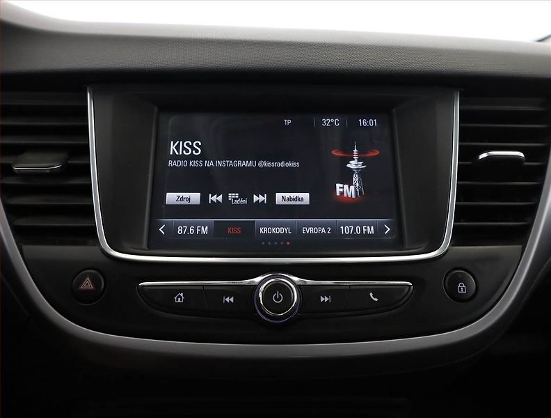 Opel Crossland X (2019) 1.2, ČR,1.maj, Tempomat - fotka 11 z 17