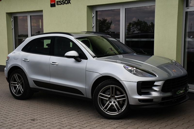 Porsche Macan S 3.0V6 260kW PANO - fotka 2 z 39
