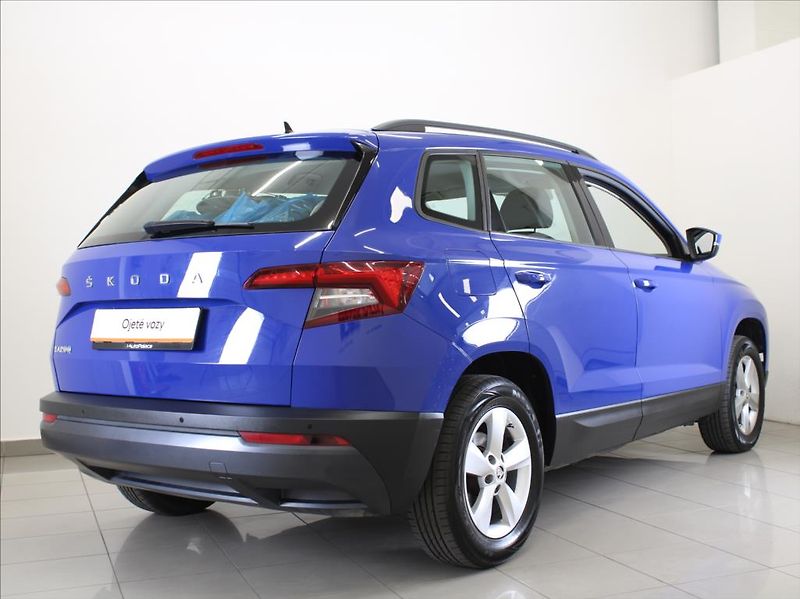 Škoda Karoq 2,0 TDi 110kW DSG 4x4 TZ 62tkm - fotka 3 z 24