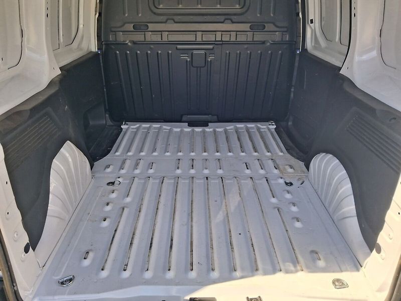Toyota ProAce 1.5D 75kW 2024 - fotka 9 z 13
