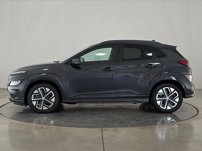 Hyundai Kona 64kWh - fotka 3 z 27
