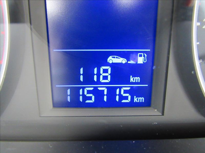 Hyundai i30 1,4 i 80kW Combi - fotka 14 z 27
