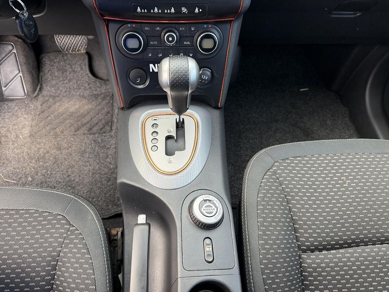 Nissan Qashqai 2.0 DCI 110 kw 4x4 AUTOMAT - fotka 17 z 22